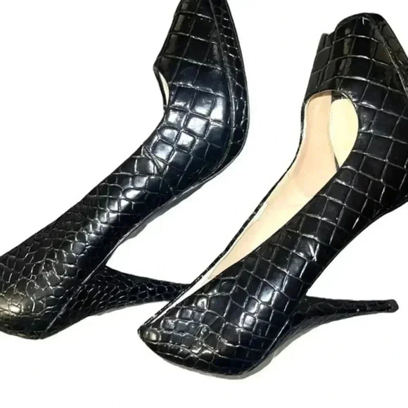 COLIN STUART PATENT LEATHER PUMPS - Picture 4 of 9